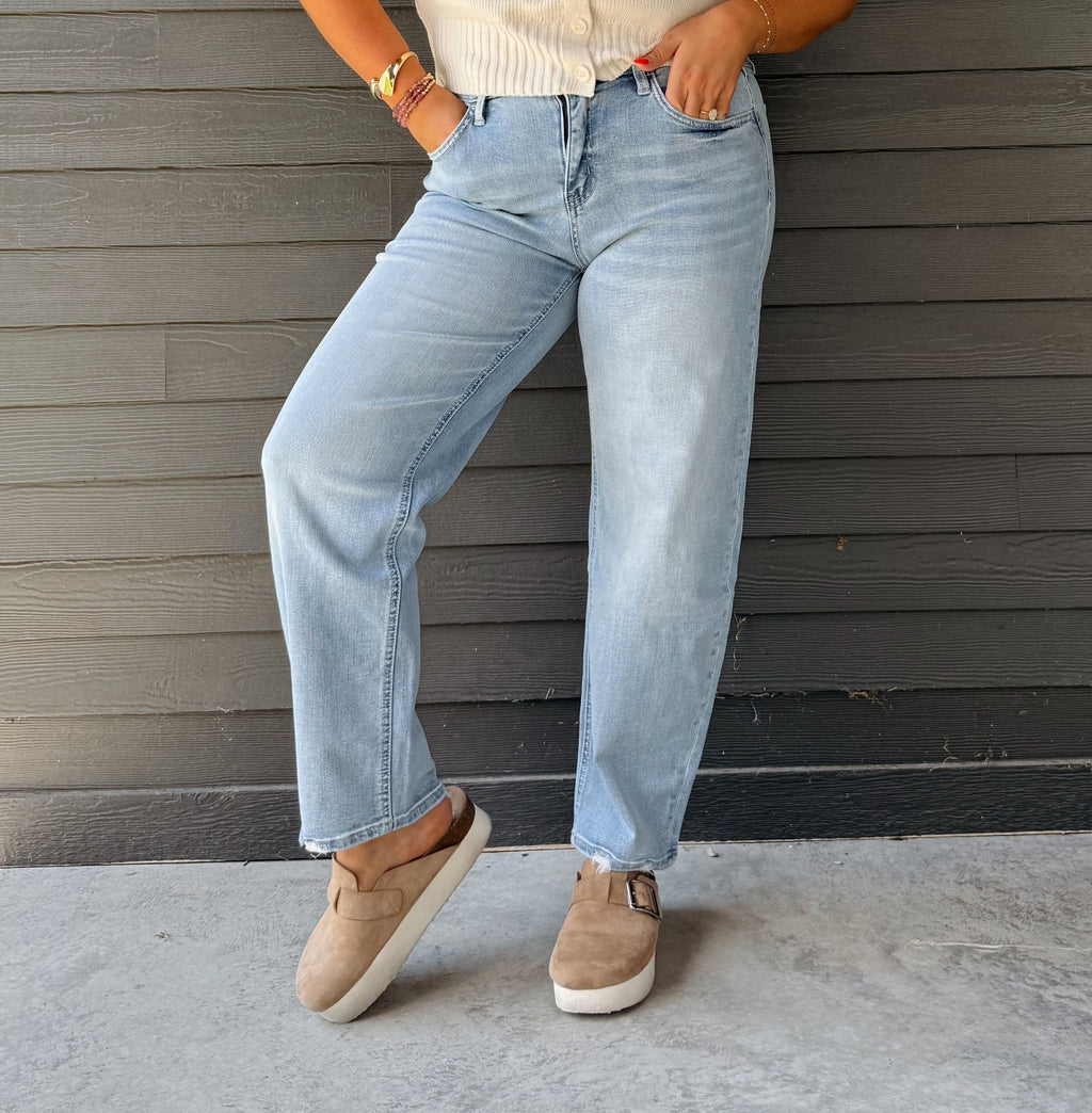 The Sloane Barrel Jean