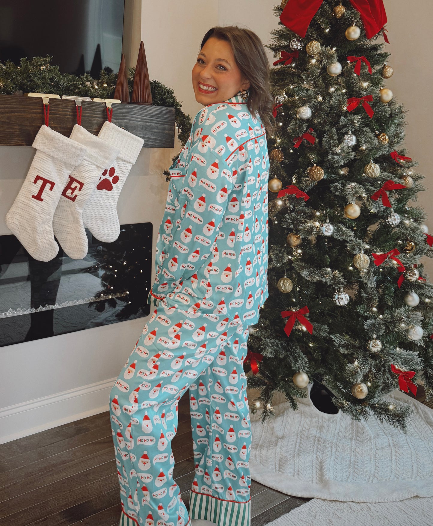 The Holly Jolly Pajama Set